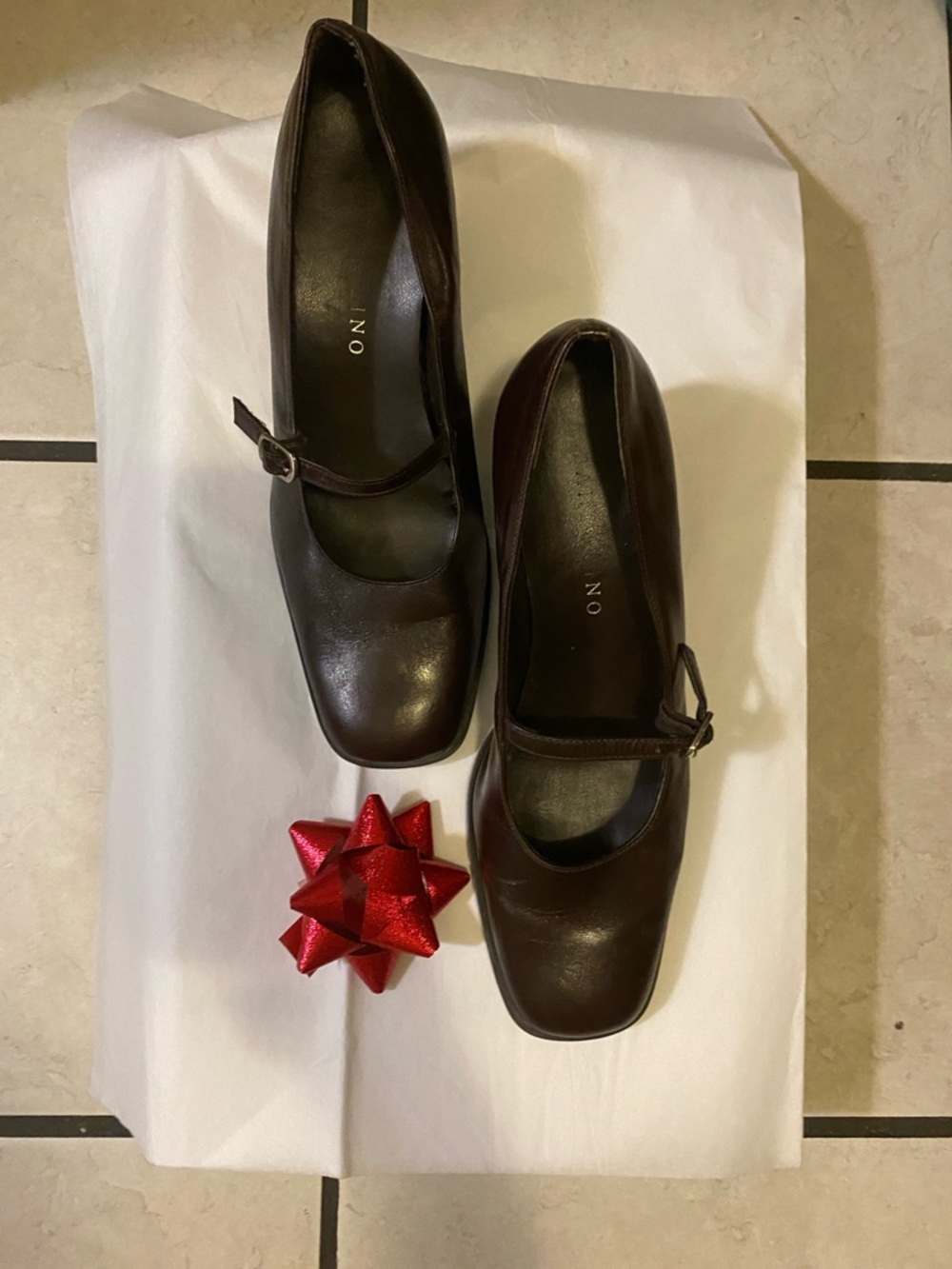 Bandolino Dark Brown Leather Mary Jane Pumps